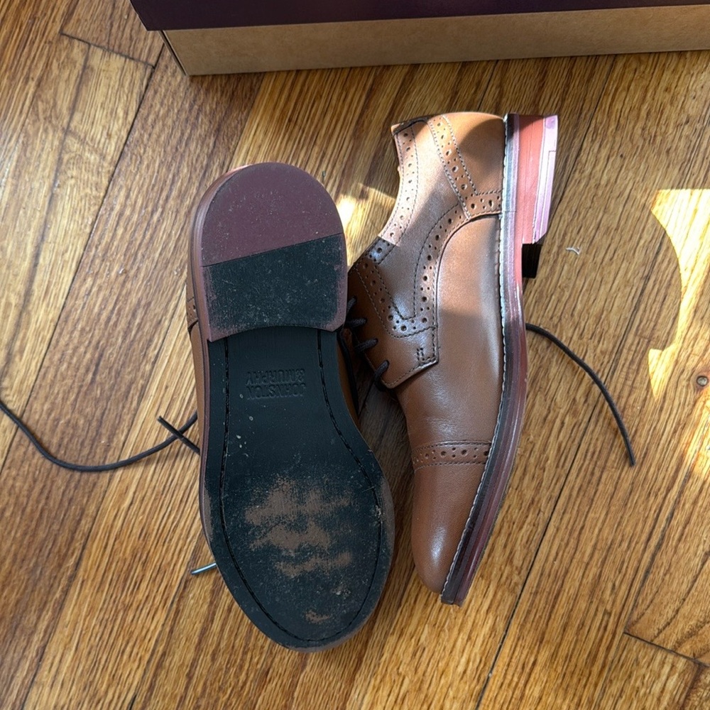 Johnston & Murphy Brown Leather Oxford Shoes - Picture 4 of 7